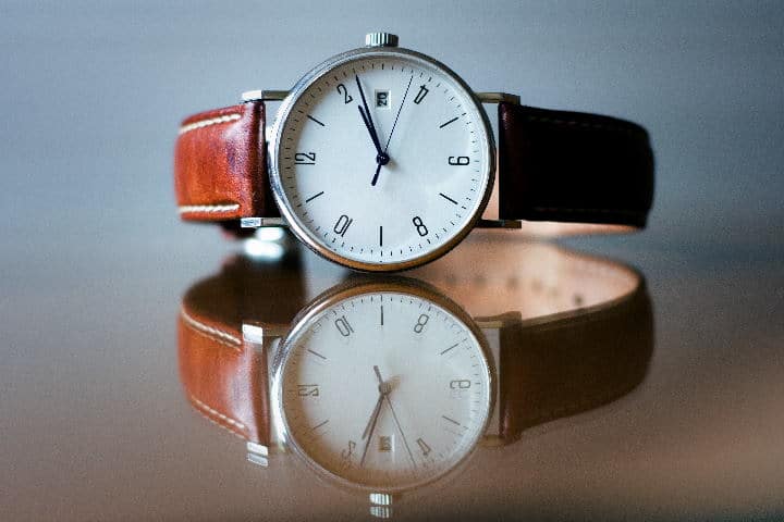 reloj mondaine clasico